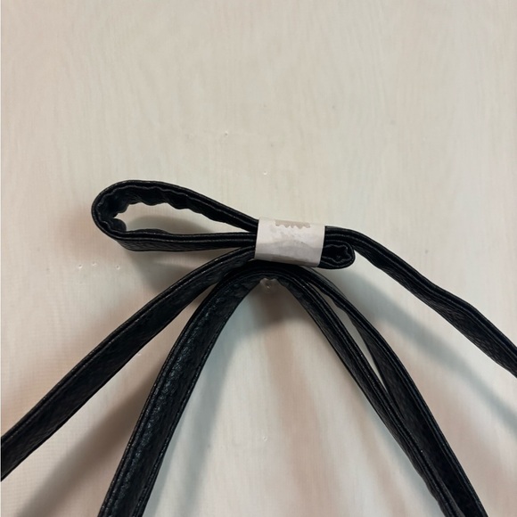 ✨NWT London Fog Laura Large Black Slouchy Tote Bag - Picture 3 of 10